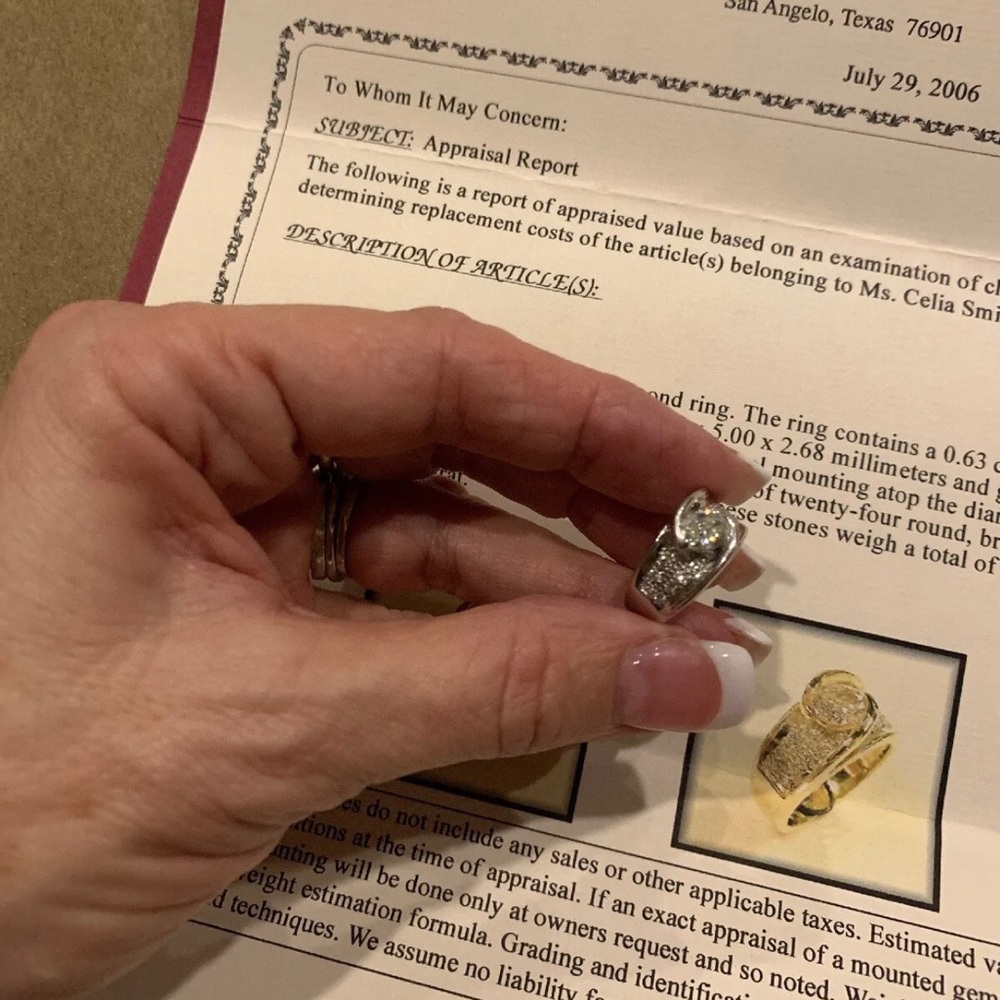 14k Gold Diamond Ring - Picture 7 of 10